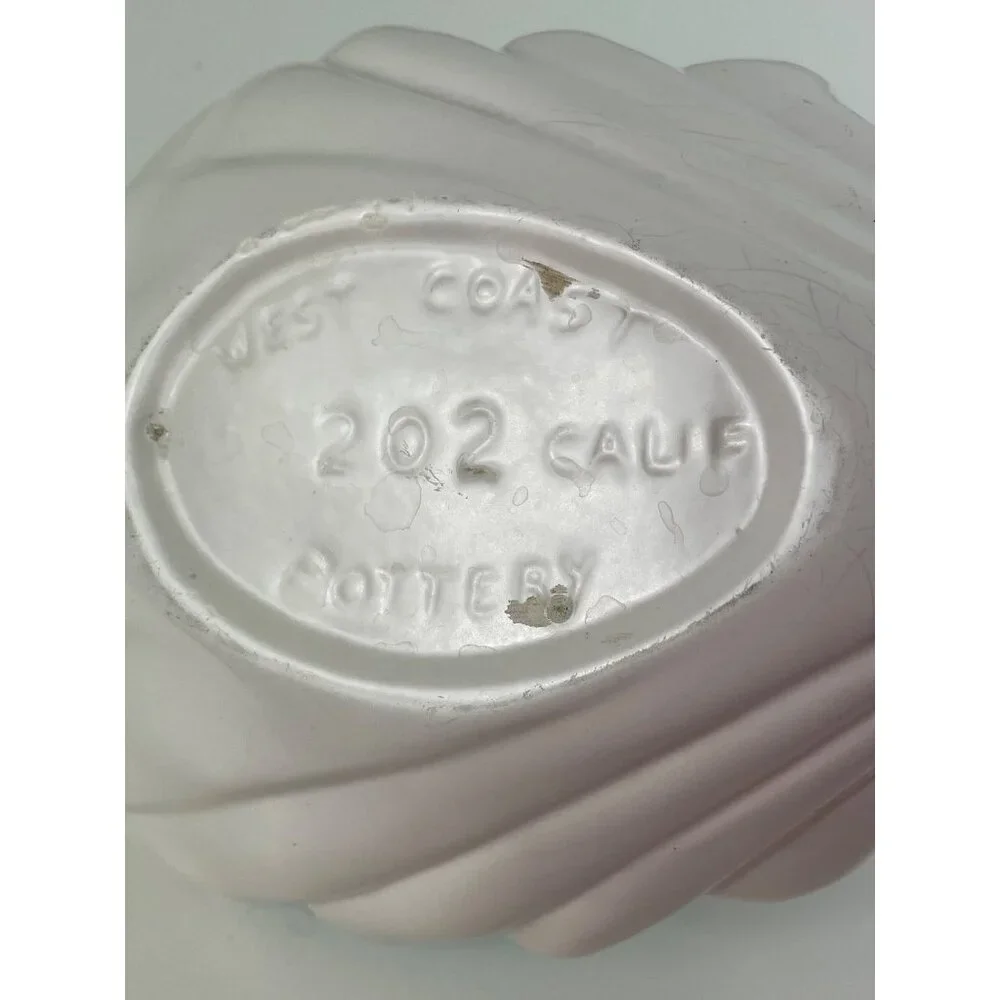 West Coast Pottery 202 California Shell Shaped White Turquoise Ceramic Bowl - Picture 6 of 13